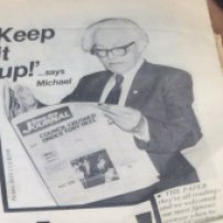 Michael Foot reads the 'Save The Journal' editions as the New Journal came to life from industrial action in the 1980s